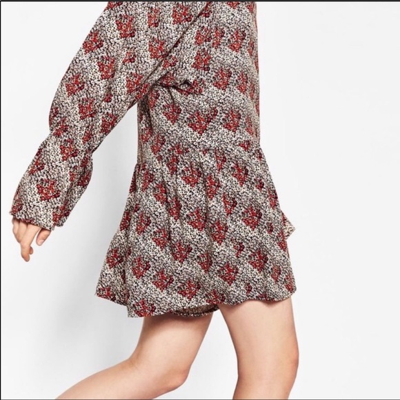 NWT Small Zara Navy Floral Bell Sleeves Romper - Picture 3 of 8